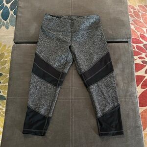 Zella Gray and Black Leggings Capri Length